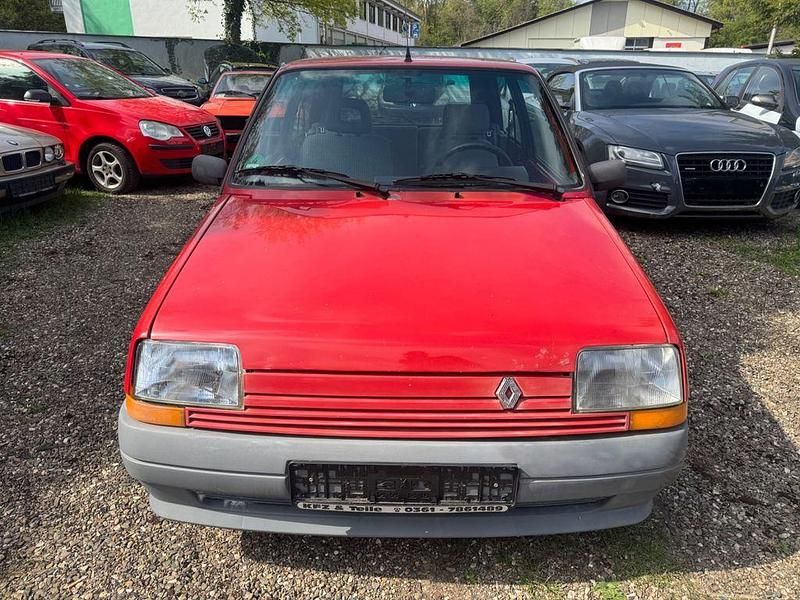 Używany Renault R5 58 KM (42 kW) 1989 Czerwony