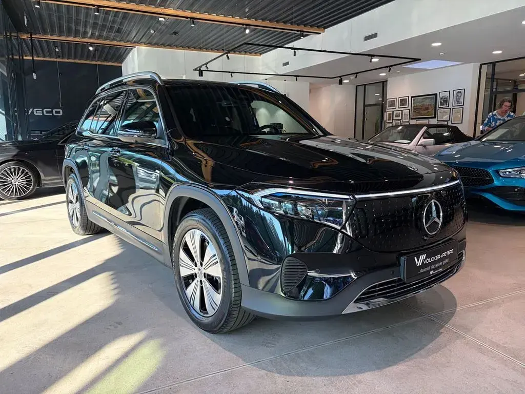 Gebraucht Mercedes EQB350 214 kW (292 PS) 2025 Schwarz SUV