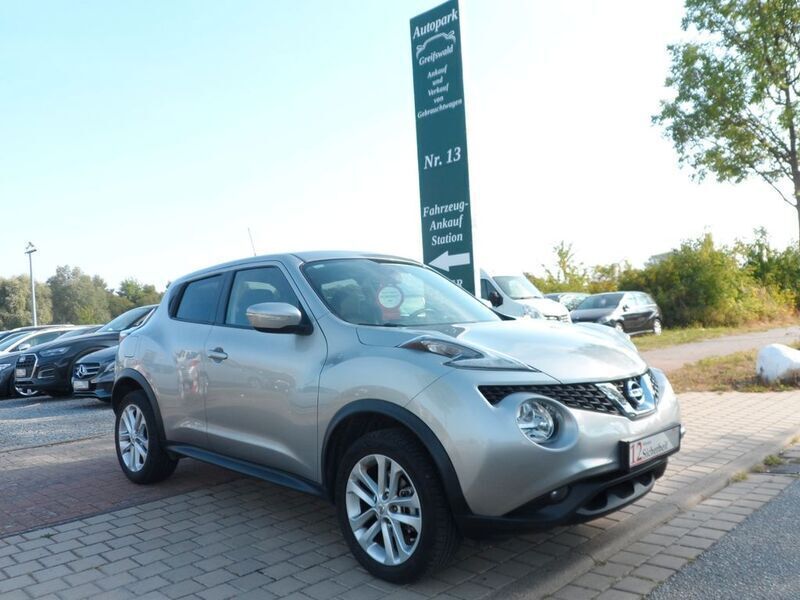Gebraucht Nissan Juke Acenta 117 PS (86 kW) 2016 Silber SUV