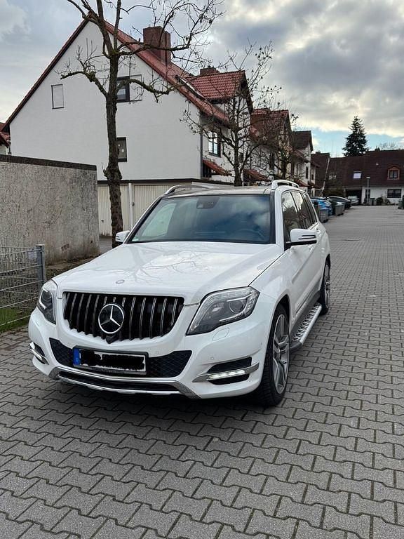 Gebraucht Mercedes GLK350 265 PS (194 kW) 2014 Weiß SUV