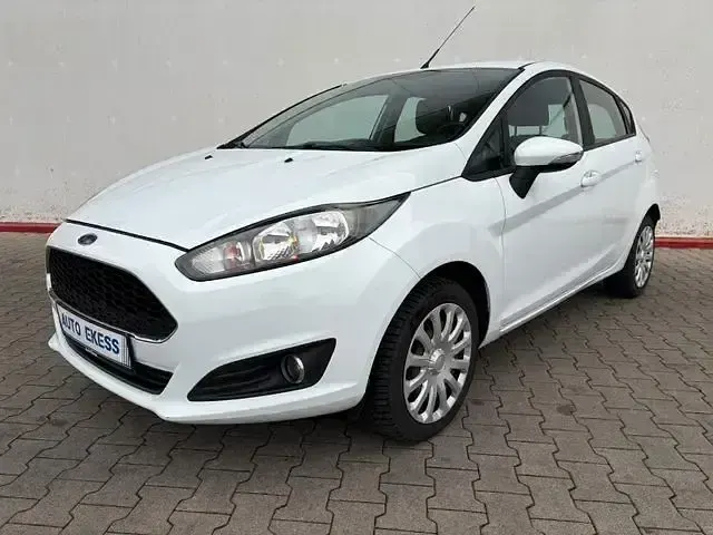 Używany Ford Fiesta 116 KM (85 kW) 2017 Biały Hatchback