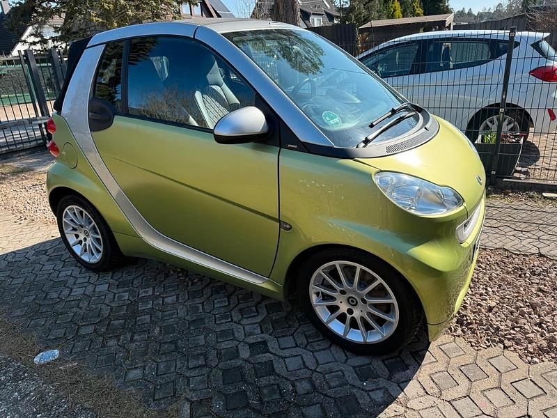Gebraucht Smart ForTwo Cabrio 70 PS (51 kW) 2011 Grün Cabrio