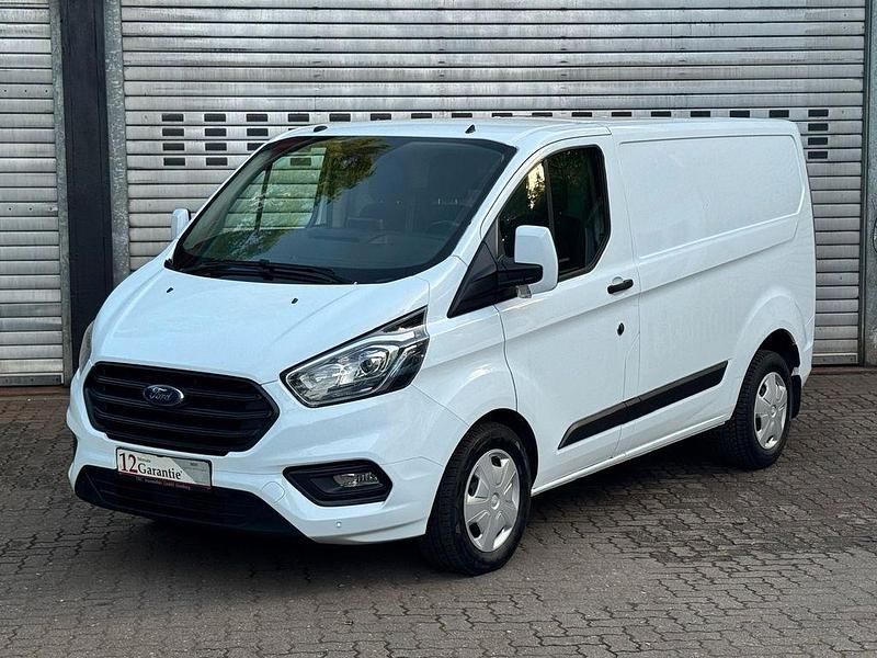 Gebraucht Ford Transit Custom Trend 131 PS (96 kW) 2018 Weiß Van / Kleinbus