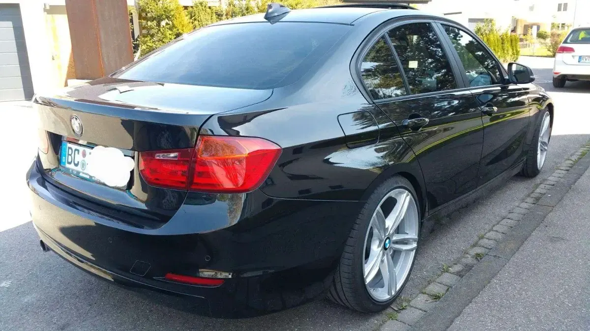 Gebraucht BMW 316 Performance 116 PS (85 kW) 2013 Schwarz Limousine