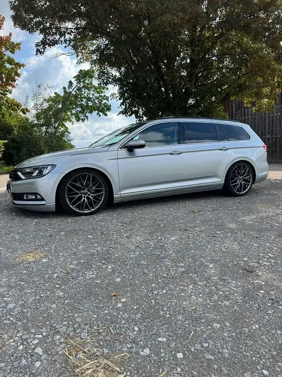 Gebraucht VW Passat Comfortline 150 PS (110 kW) 2017 Silber Kombi