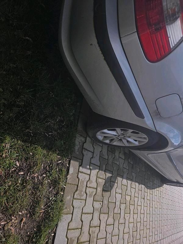 Gebraucht BMW 318 143 PS (105 kW) 2003 Silber Limousine