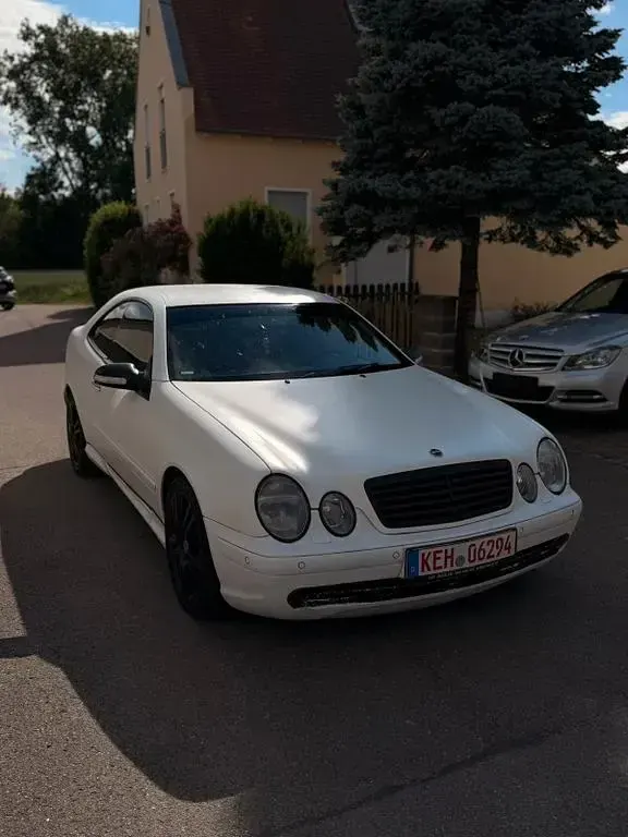 Gebraucht Mercedes CLK430 Elegance 280 PS (205 kW) 2001 Weiß Coupé