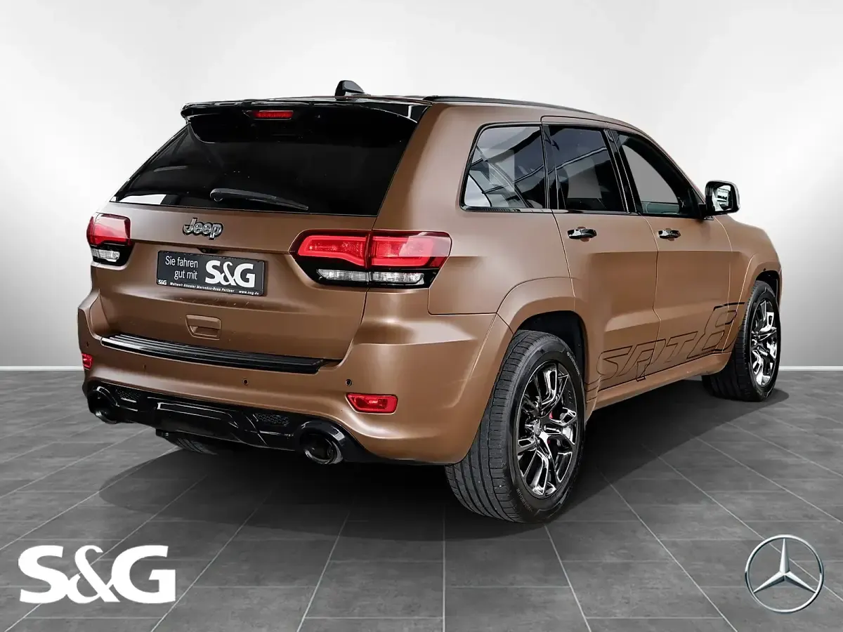 Gebraucht Jeep Grand Cherokee SRT 468 PS (344 kW) 2016 Brilliant black crystal pearl coat SUV