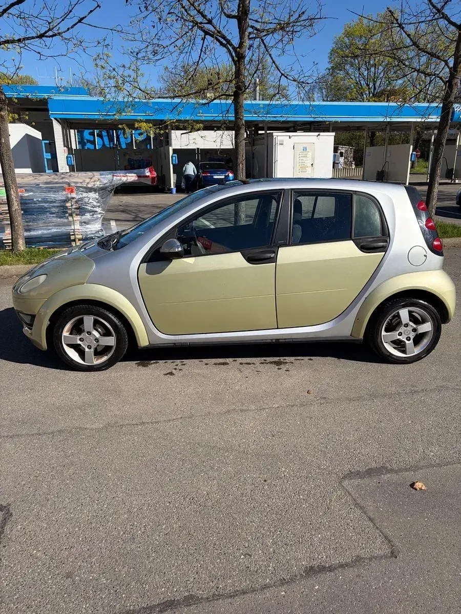 Second-hand Smart ForFour Passion 95 CP (69 kW) 2006 Verde Hatchback