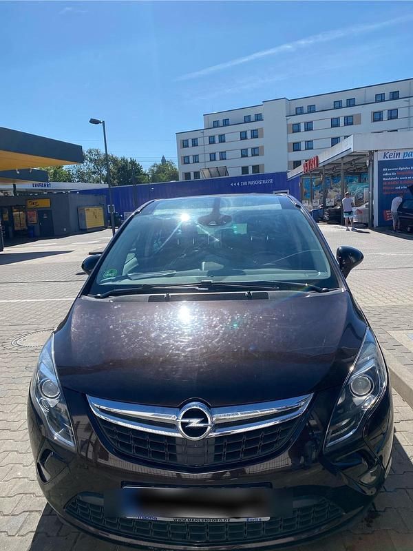 Gebraucht Opel Zafira Tourer 160 PS (117 kW) 2012 Braun Van / Kleinbus