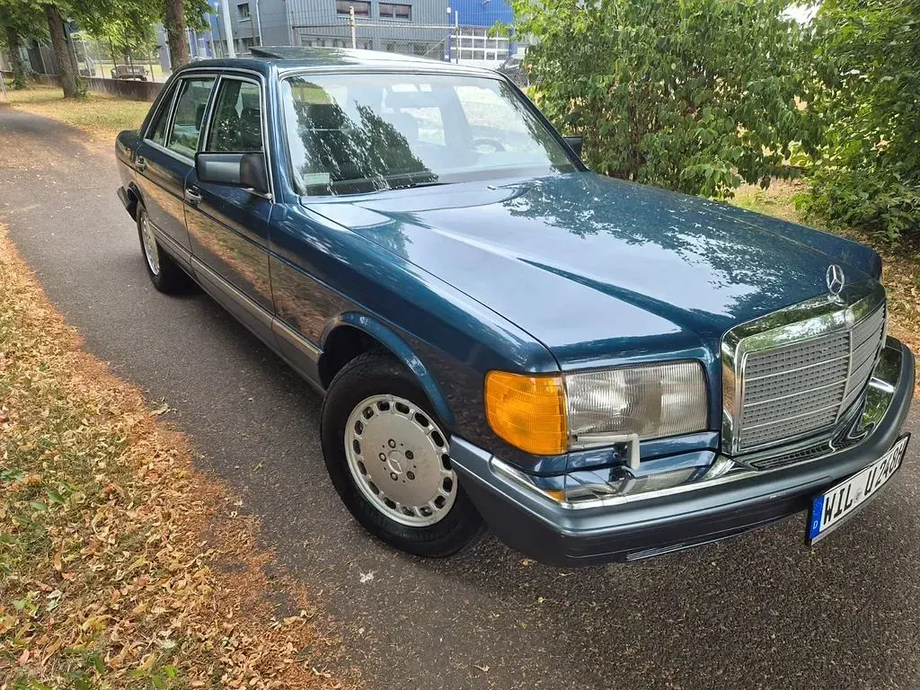 Gebraucht Mercedes 300 179 PS (131 kW) 1988 Blau Limousine