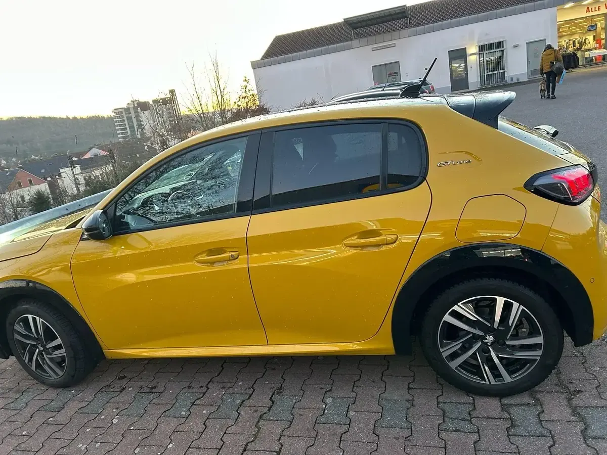 Gebraucht Peugeot 208 GT-line 2020 Gelb Kleinwagen