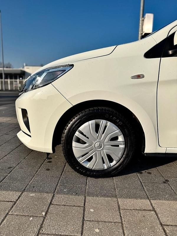 Gebraucht Mitsubishi Space Star 71 PS (52 kW) 2022 Kleinwagen