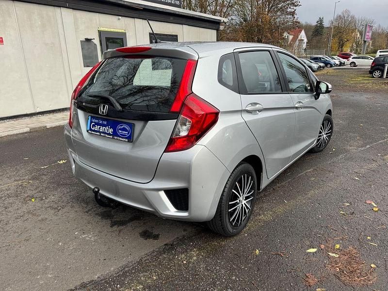 Gebraucht Honda Jazz Trend 102 PS (75 kW) 2016 Silber Kleinwagen