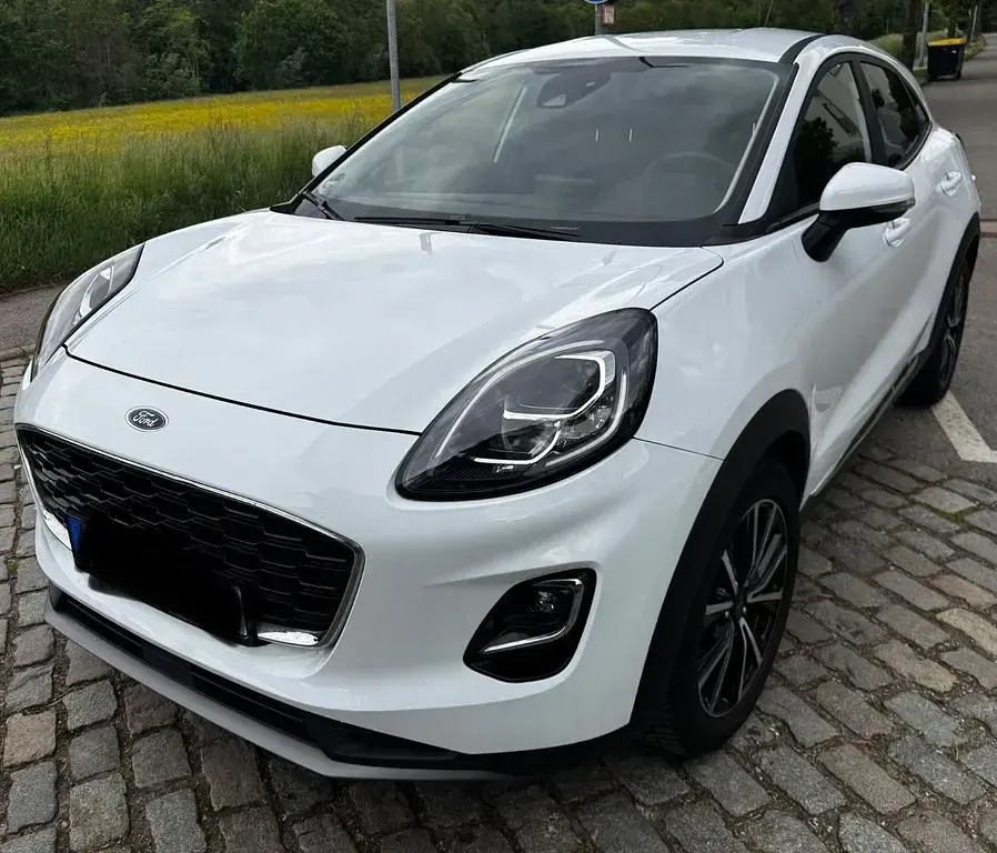 Usado Ford Puma Titanium 125 HP (91 kW) 2022 Branco SUV