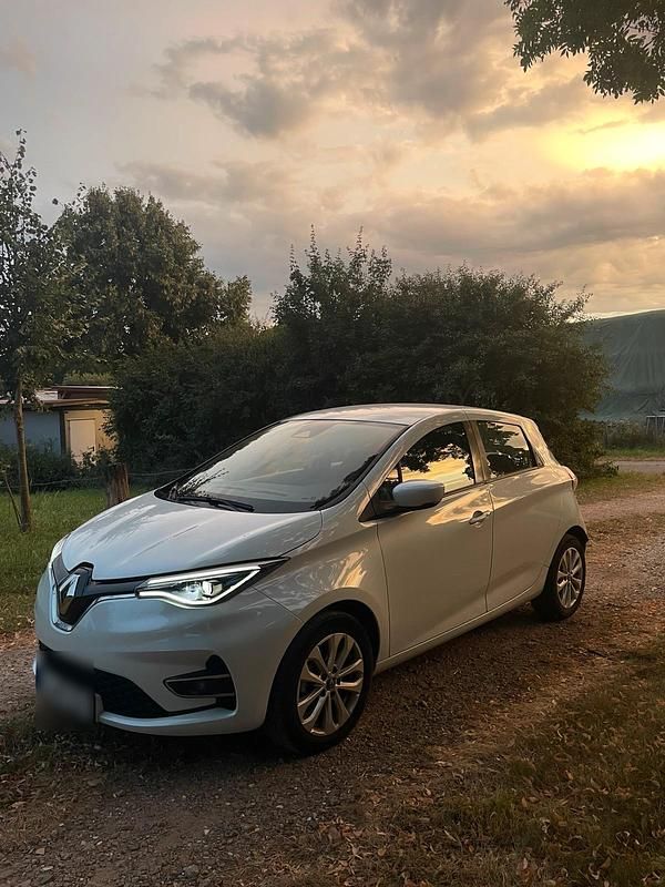 Gebraucht 2020 Renault Zoe Kleinwagen | 13.000 € (Etwas zu teuer) - Bild 1/4
