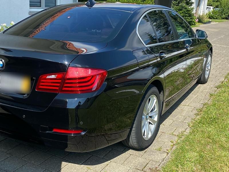 Gebraucht BMW 530 258 PS (189 kW) 2014 Schwarz Limousine