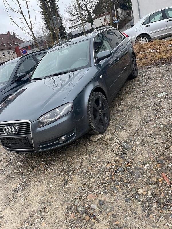 Gebraucht Audi A4 131 PS (96 kW) 2005 Blau Kombi