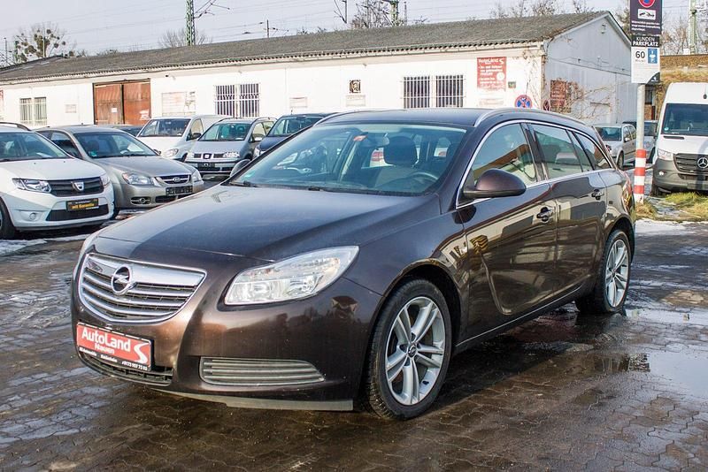 Gebraucht Opel Insignia 156 PS (114 kW) 2013 Violet Kombi