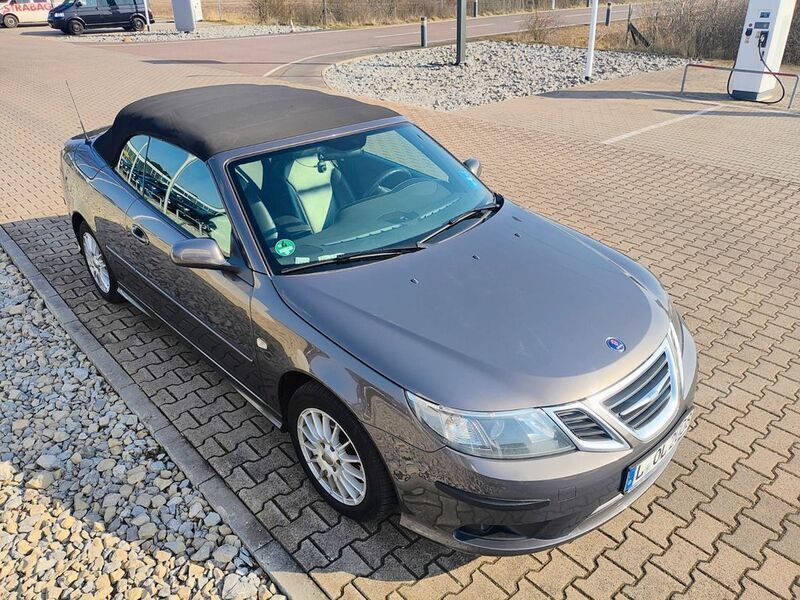 Grau Gebraucht 2008 Saab 9-3 Cabriolet Linear Cabrio | 6.900 € (Teuer) - Bild 1/4