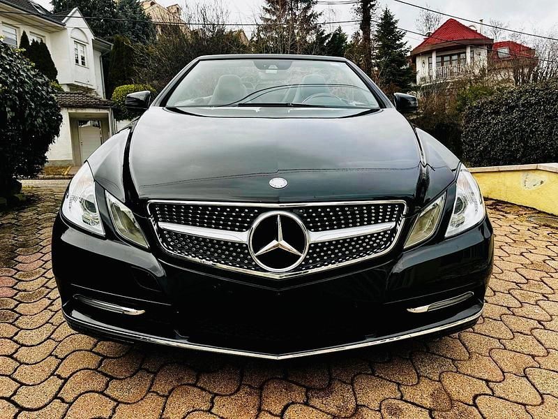 Gebraucht Mercedes E350 AMG 306 PS (225 kW) 2013 Schwarz Cabrio