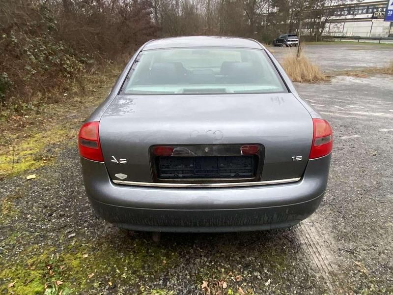 Gebraucht Audi A6 125 PS (91 kW) 1999 Limousine
