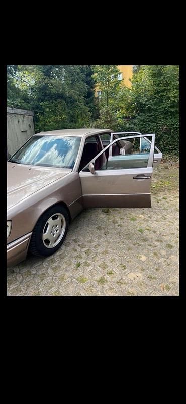 Gebraucht Mercedes 200 1993 Limousine