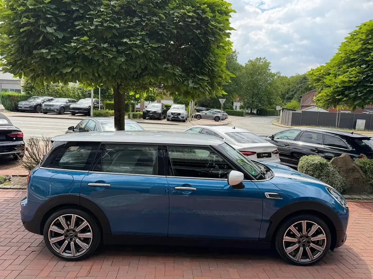 Gebraucht Mini Cooper D Clubman Classic 150 PS (110 kW) 2021 Blau metallic Kombi