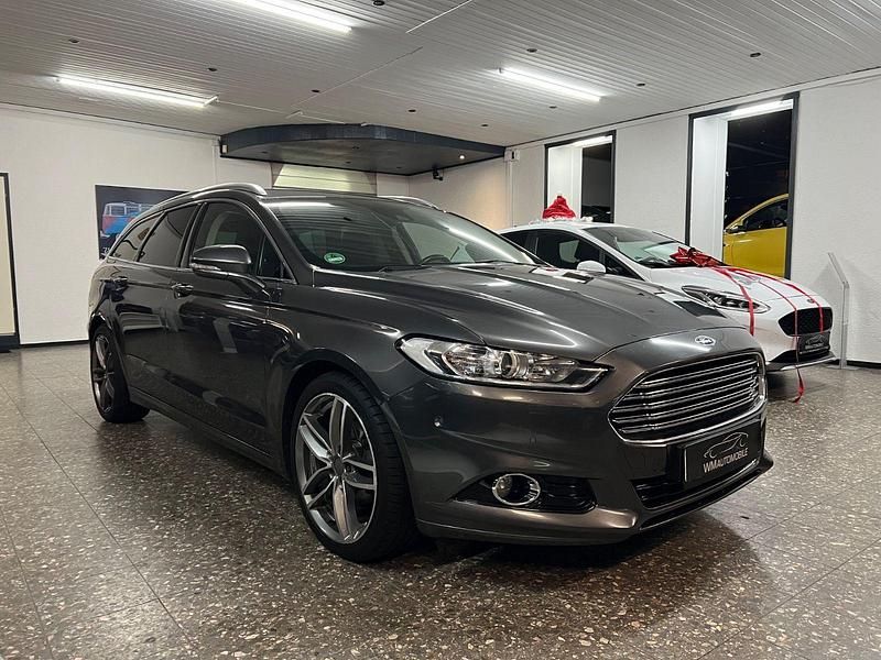 Gebraucht Ford Mondeo Titanium 150 PS (110 kW) 2015 Grau Kombi