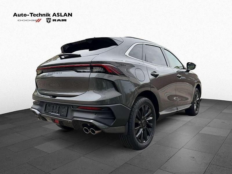 Neu DFSK Forthing 5 177 PS (130 kW) 2026 Grau SUV