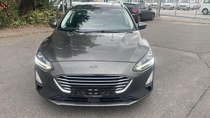 Gebraucht Ford Focus 120 PS (88 kW) 2020 Grau Kombi