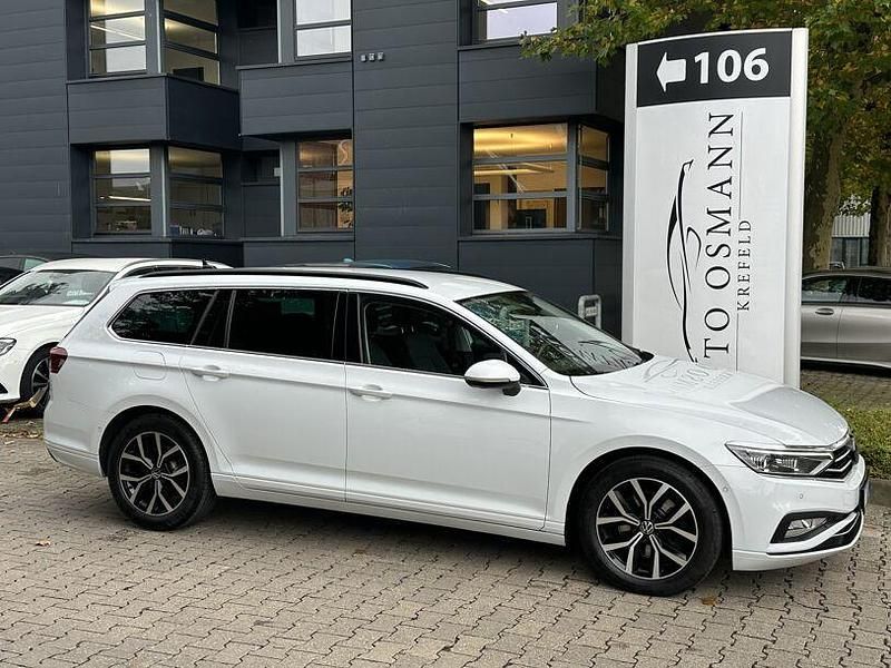 Gebraucht VW Passat Business 200 PS (147 kW) 2023 Andere Kombi