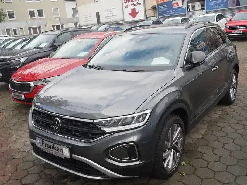 Gebraucht VW T-Roc Life 116 PS (85 kW) 2024 Grau SUV