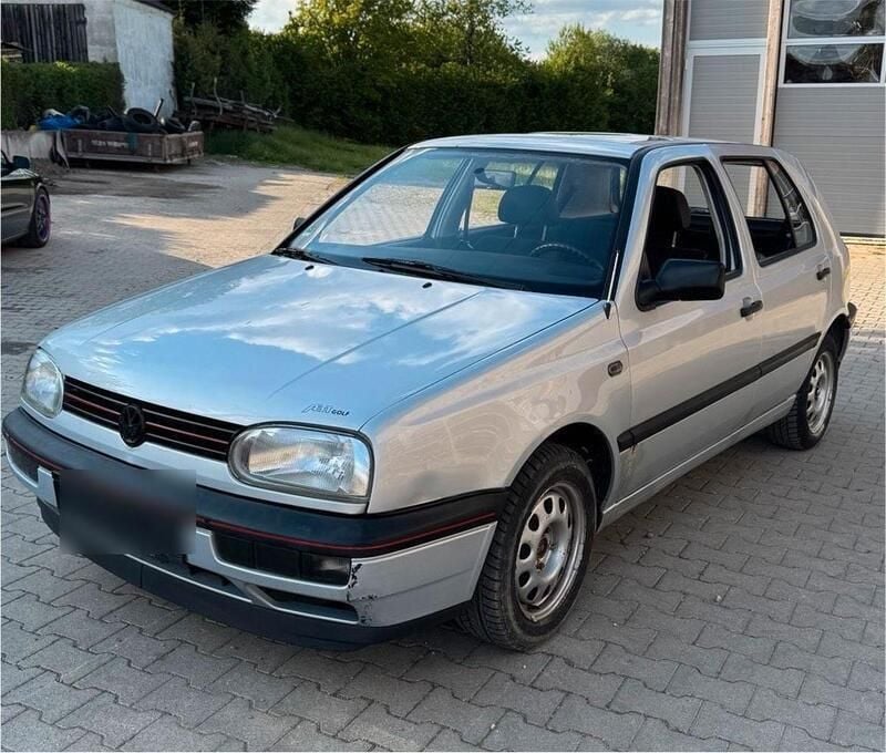 Grau Gebraucht 1996 VW Golf III Kleinwagen | 1.199 € (Guter Preis) - Bild 1/4