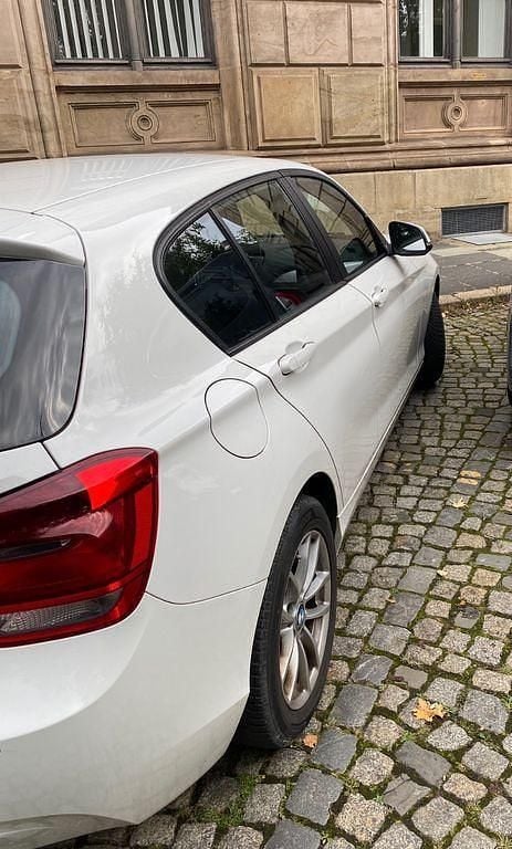 Gebraucht BMW 116 136 PS (100 kW) 2014 Weiß Kleinwagen