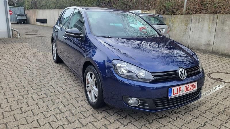 Gebraucht VW Golf VII Match 86 PS (63 kW) 2012 Blau Limousine