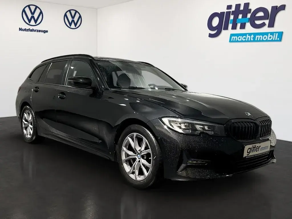 Gebraucht BMW 320 190 PS (139 kW) 2022 Schwarz Kombi