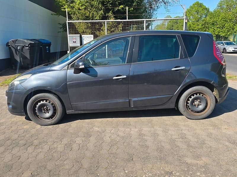 Gebraucht Renault Scénic III Dynamique 131 PS (96 kW) 2010 Schwarz Van / Kleinbus