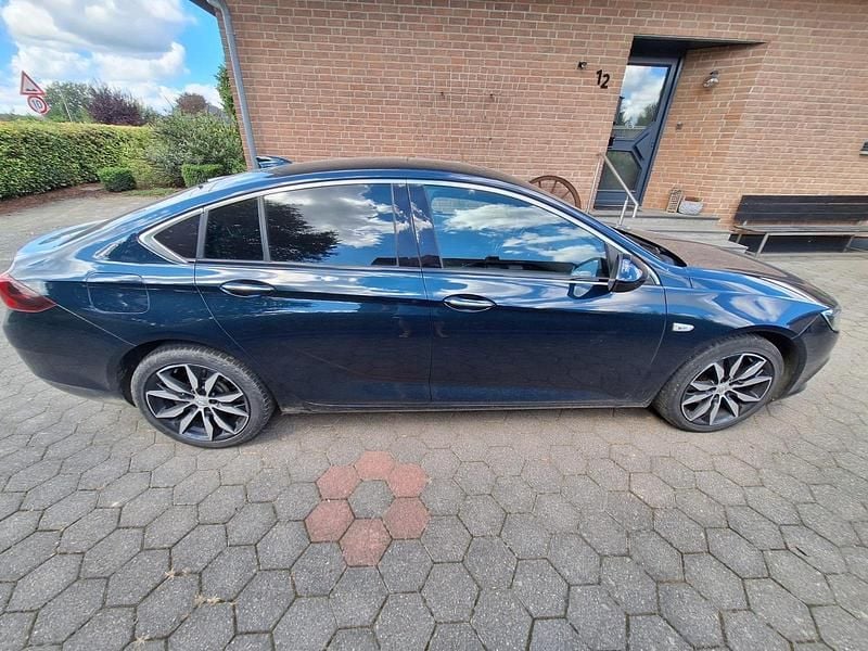Gebraucht Opel Insignia 209 PS (153 kW) 2017 Andere farben Limousine