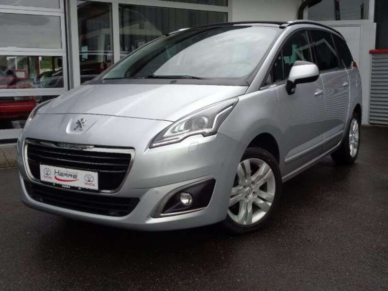Silber Gebraucht 2016 Peugeot 5008 Allure Van / Kleinbus | 11.900 € (Teuer) - Bild 1/4