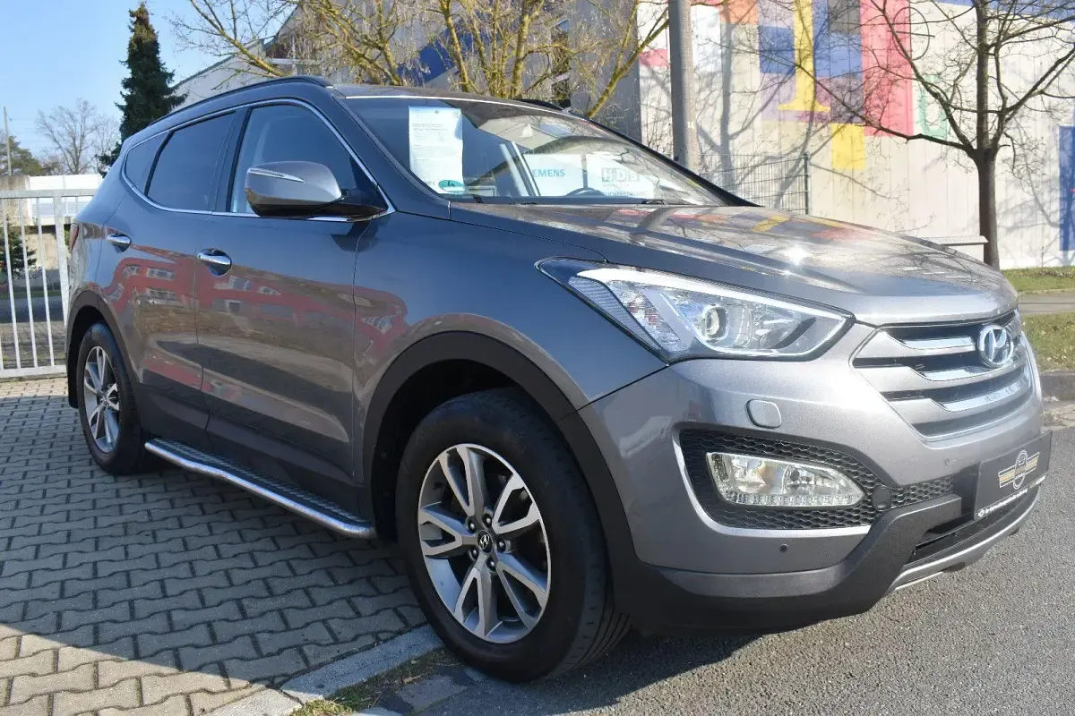 Gebraucht Hyundai Santa Fe Premium 197 PS (144 kW) 2013 Silber SUV