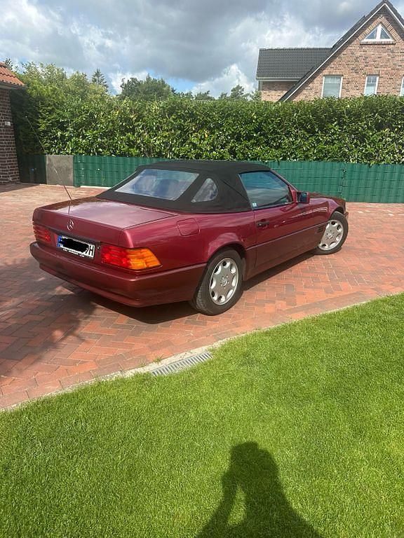 Gebraucht Mercedes SL300 231 PS (169 kW) 1991 Rot Cabrio