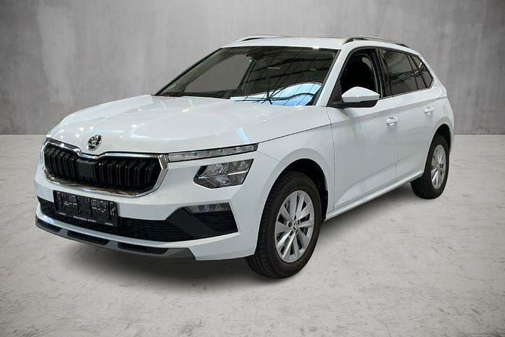 Moonweiss metallic (metallic) Gebraucht 2024 Skoda Kamiq Selection SUV | 23.300 € (Fairer Preis) - Bild 1/4
