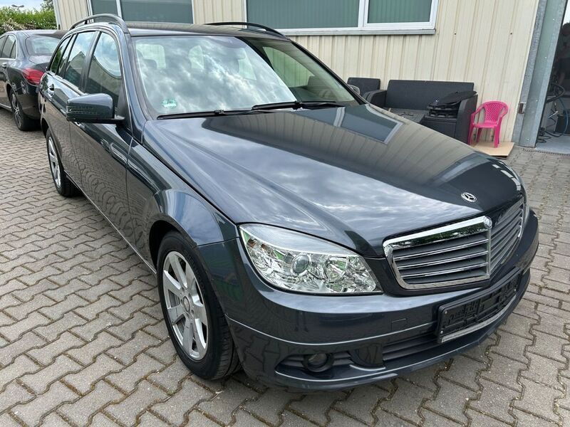 Grau Gebraucht 2010 Mercedes C180 Kombi | 8.480 € (Fairer Preis) - Bild 1/4