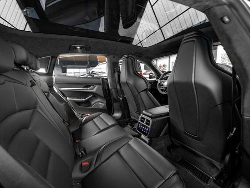 Gebraucht Porsche Taycan Cross Turismo 500 kW (680 PS) 2022 Tiefschwarz (metallic) Limousine