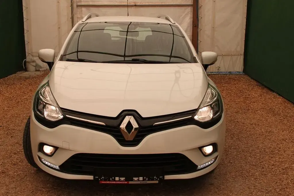 Gebraucht Renault Clio 90 PS (66 kW) 2021 Weiß Kleinwagen