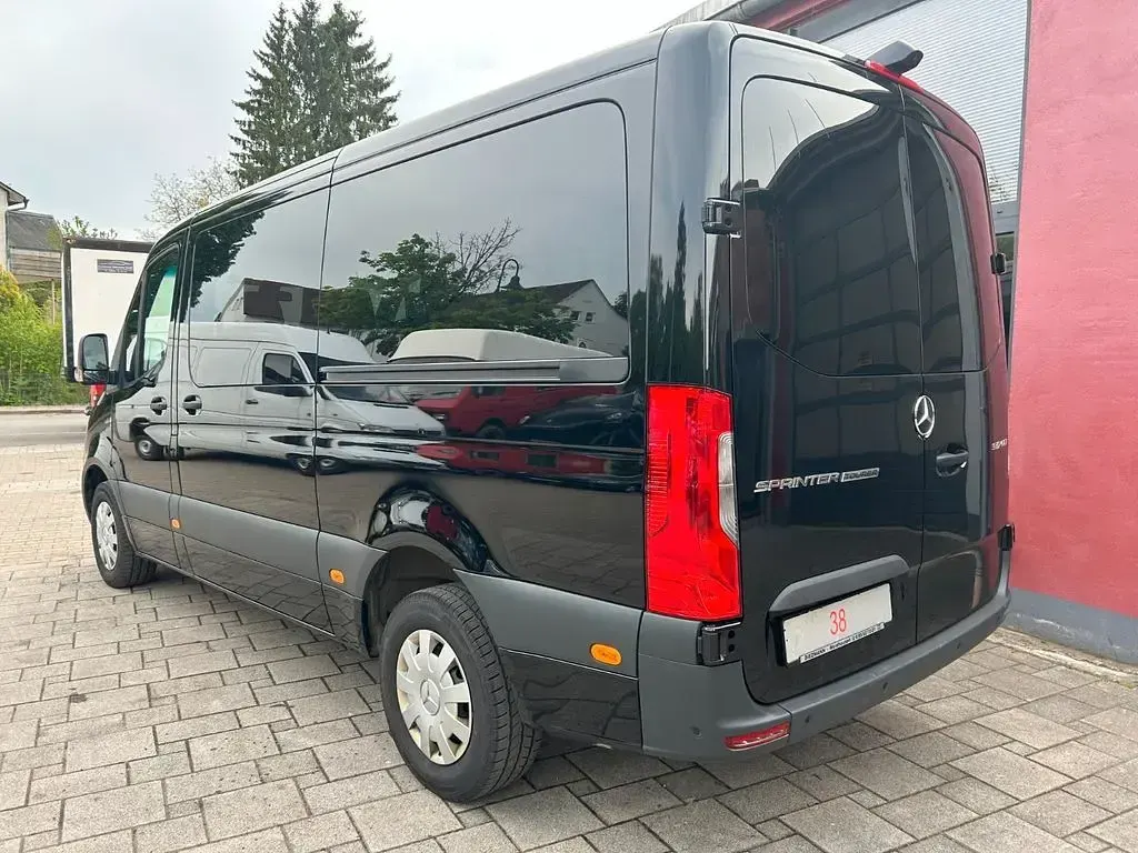Occasion Mercedes Sprinter 170 ch (125 kW) 2025 Noir Van