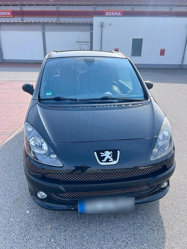 Gebraucht Peugeot 1007 105 PS (77 kW) 2006 Schwarz Van / Kleinbus