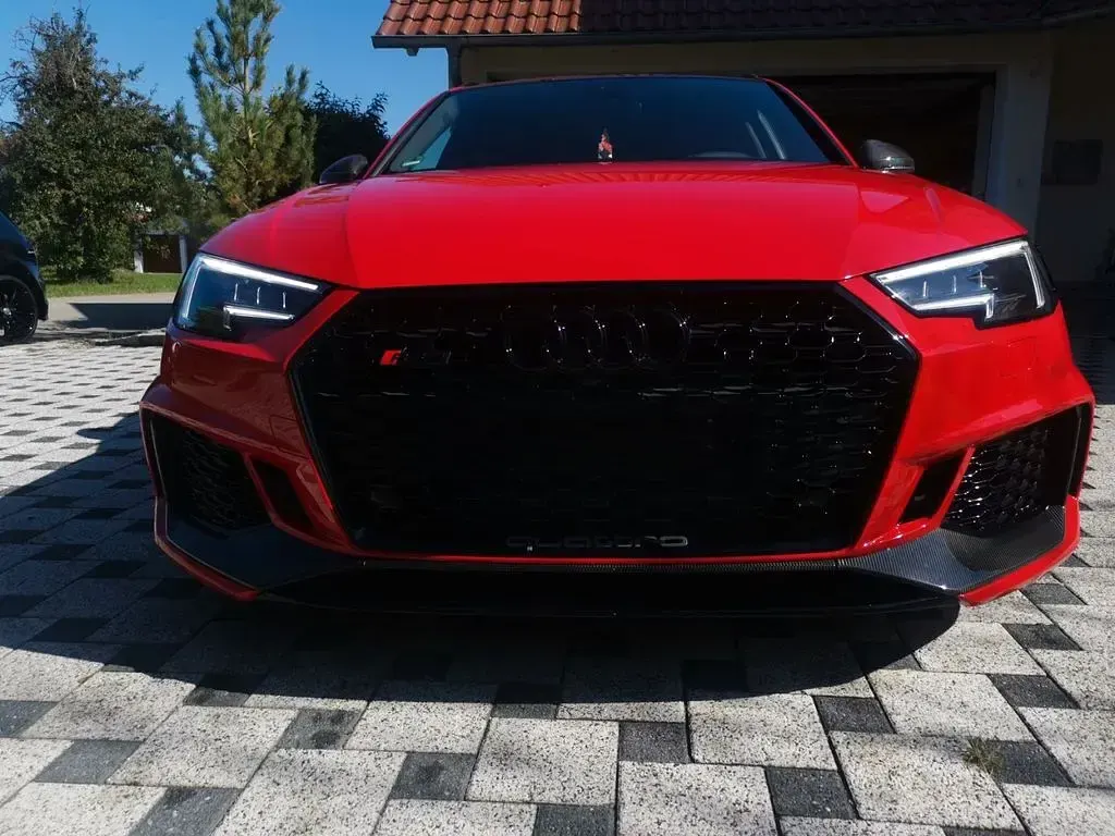 Używany Audi RS4 Sport 450 KM (330 kW) 2017 Czerwony Kombi