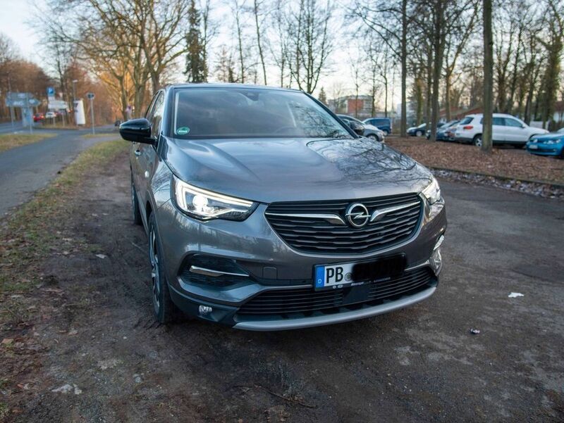 Braun Gebraucht 2019 Opel Grandland X Innovation SUV | 17.799 € (Fairer Preis) - Bild 1/4